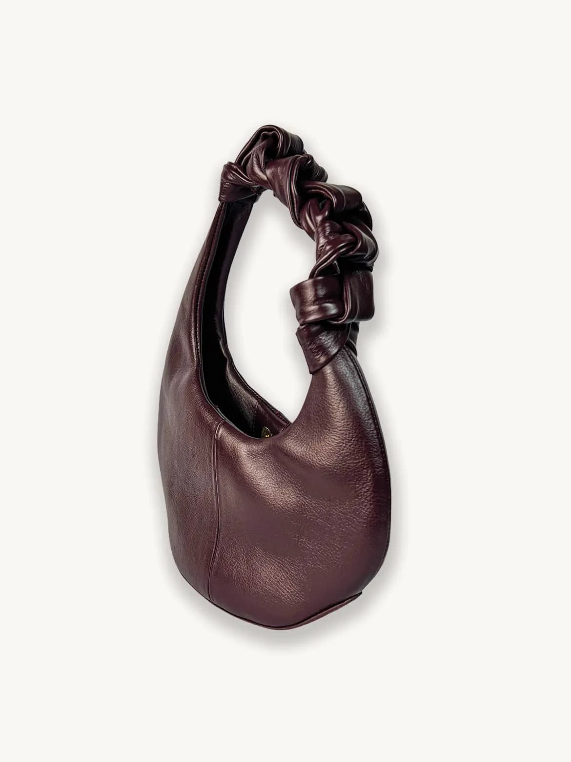 C'est le Gnnochi Chipotle Shoulder Bags by CÉCI